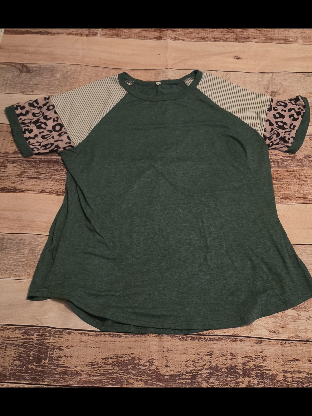 Forest Green Mixed-Sleeve Women’s Top